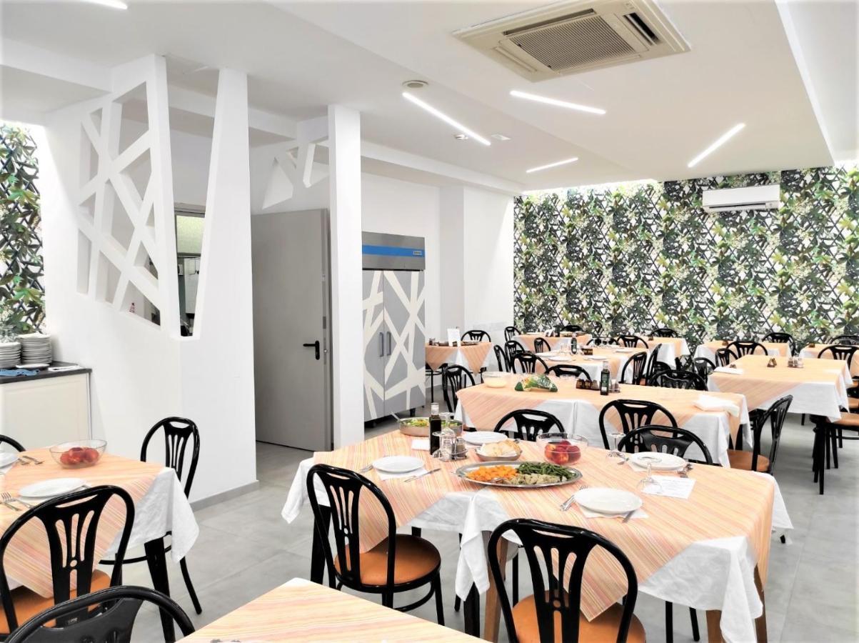 Hotel Madrid Rimini Dış mekan fotoğraf