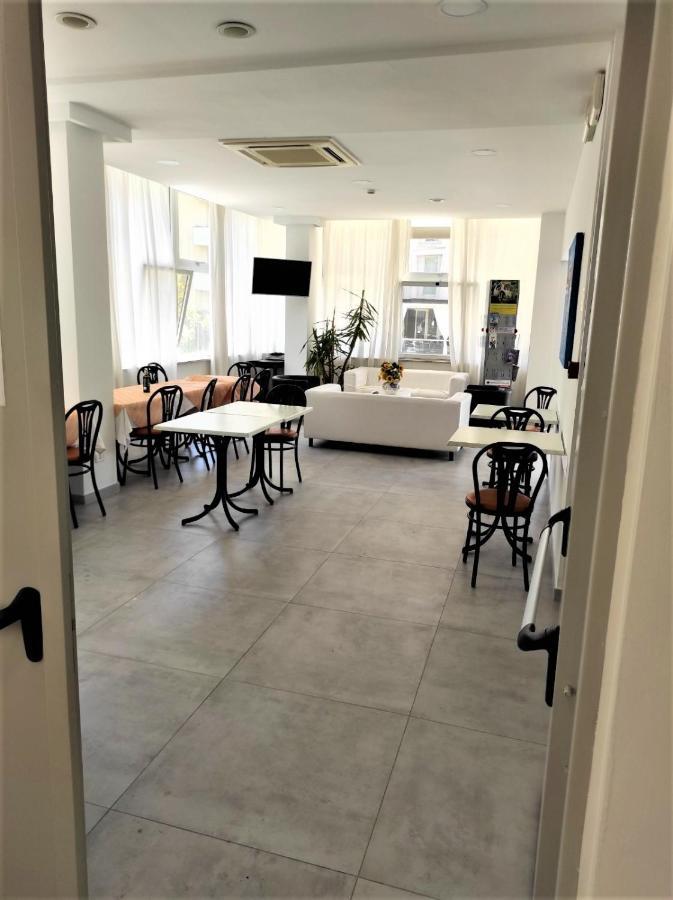 Hotel Madrid Rimini Dış mekan fotoğraf
