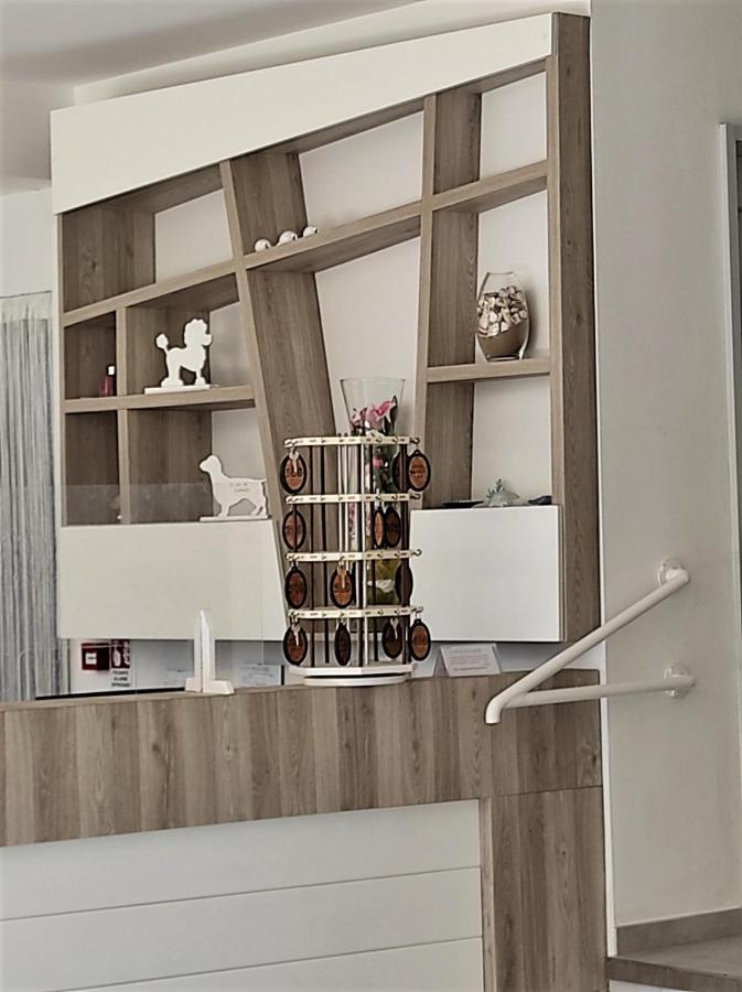 Hotel Madrid Rimini Dış mekan fotoğraf