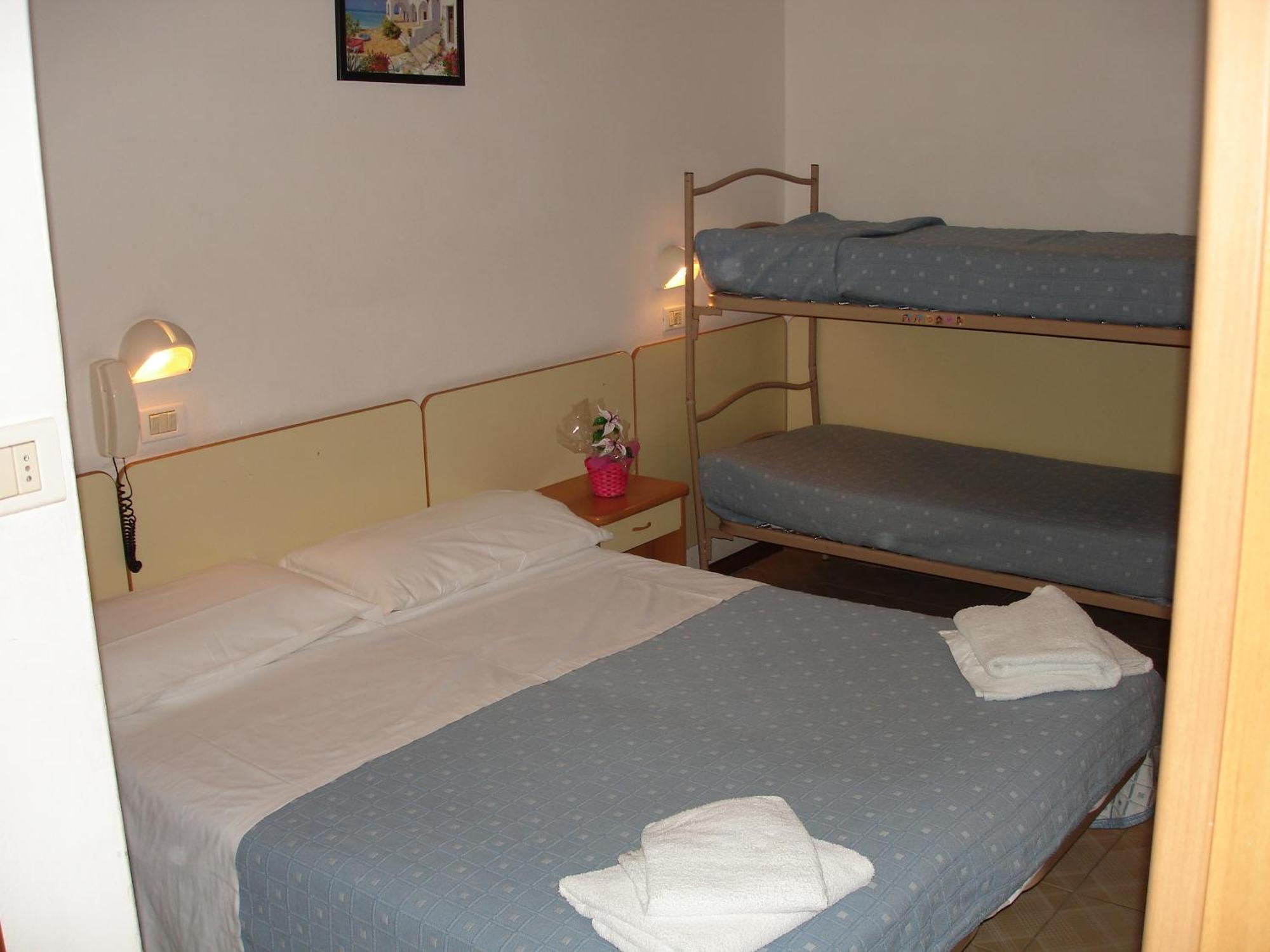 Hotel Madrid Rimini Dış mekan fotoğraf