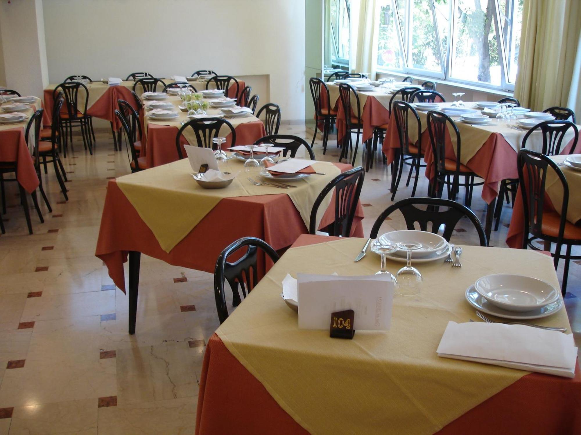 Hotel Madrid Rimini Dış mekan fotoğraf
