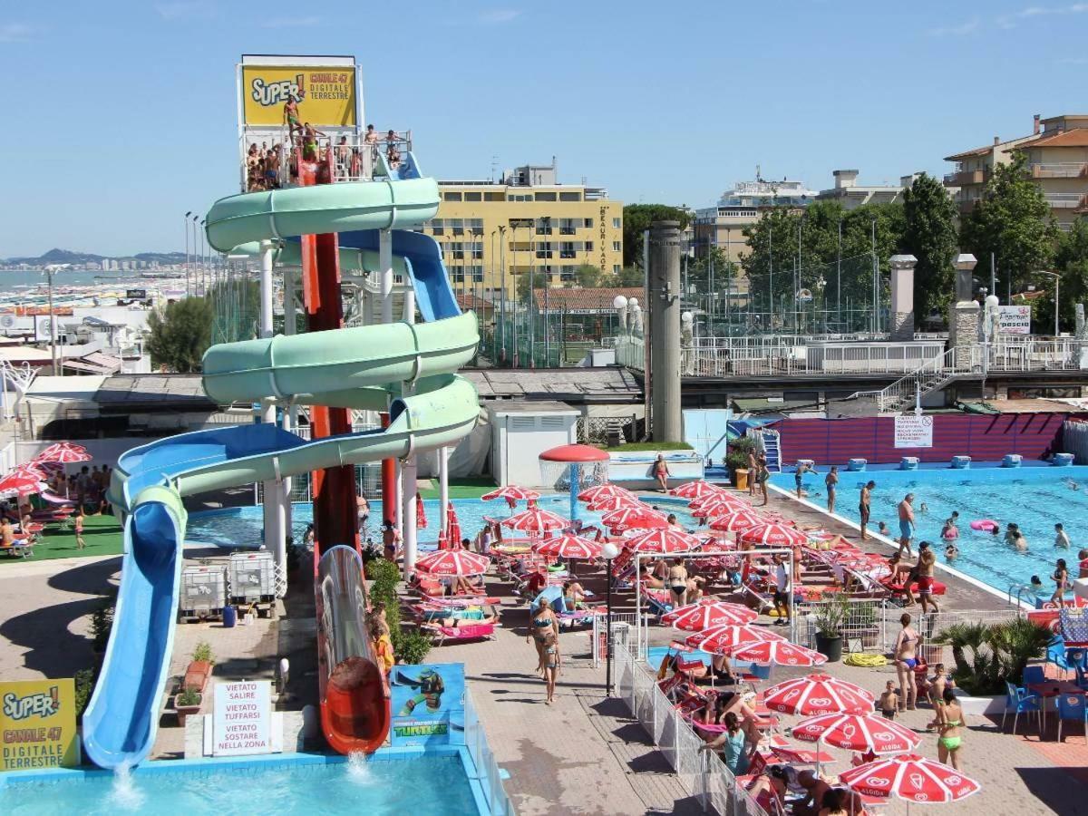 Hotel Madrid Rimini Dış mekan fotoğraf